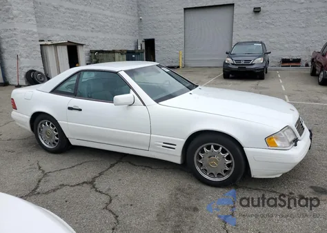 1997 Mercedes-Benz Sl 320 z USA, uszkodzony, nr VIN WDBFA63F5VF143197